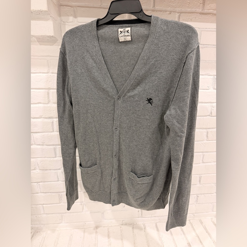 Express Gray Cotton Knit Button Cardigan Lion Crest Logo Men Large 2010s